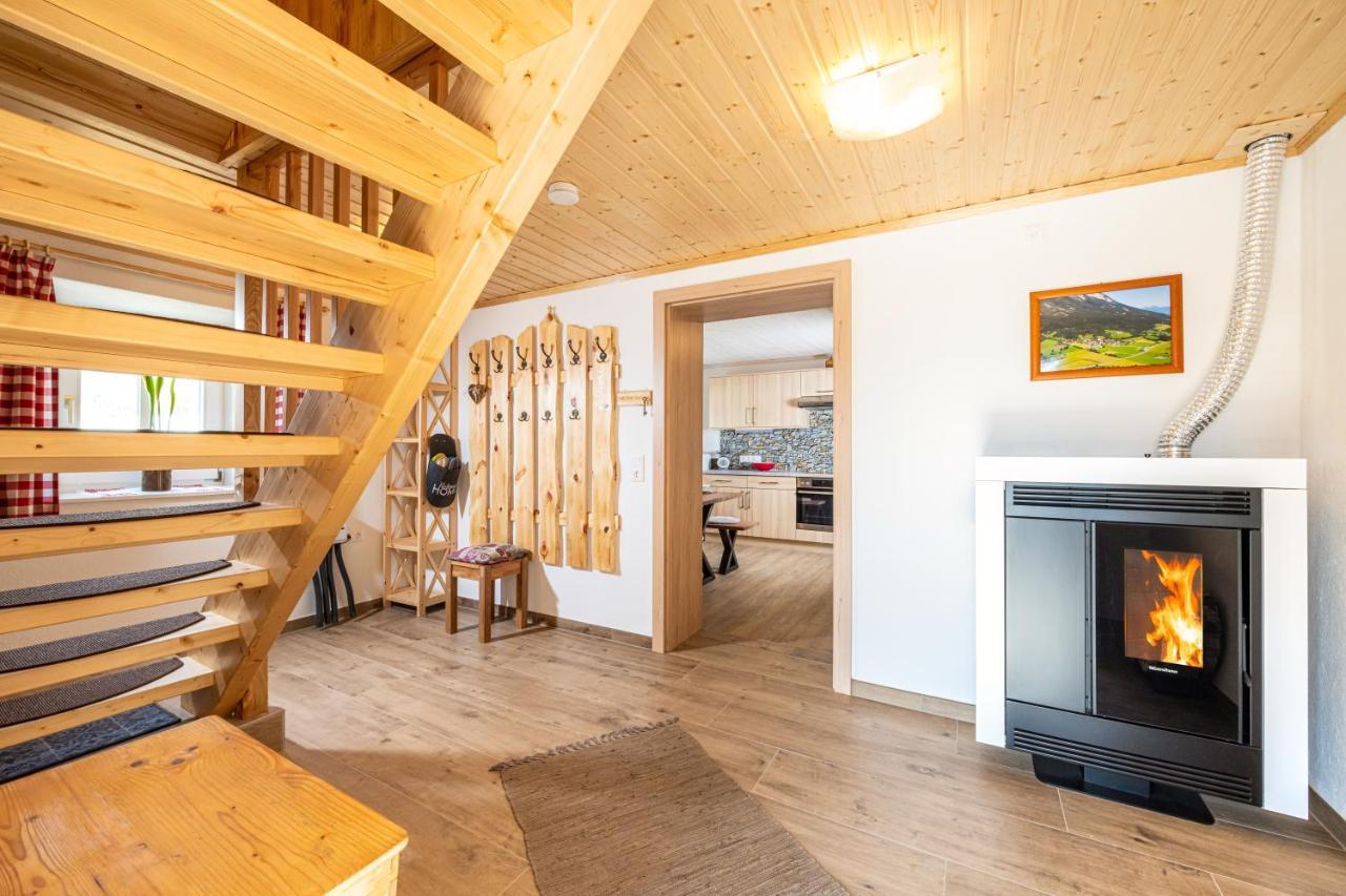 Ferienhaus Schwoellerbauer Sankt Martin am Grimming Dış mekan fotoğraf